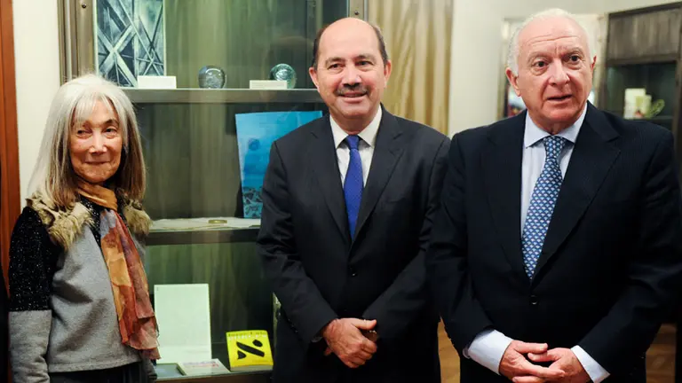 María Kodama, Javier Ortiz Batalla y Norberto Frigerio.