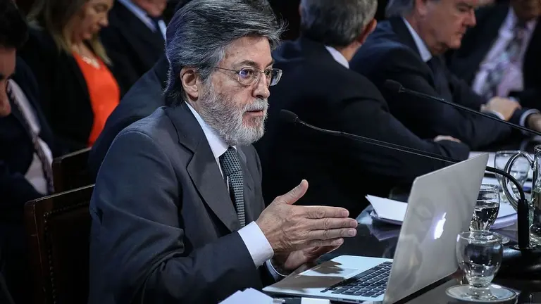 Alberto Abad, sobre el escándalo de los cuadernos: "Hay que buscar facturas truchas"