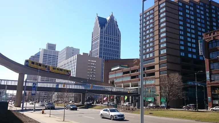 La meca de las automotrices ahora propone grandes negocios inmobiliarios