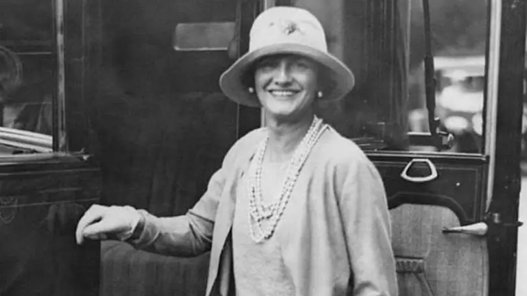 Cinco datos fascinantes sobre la visionaria detrás del Chanel No. 5