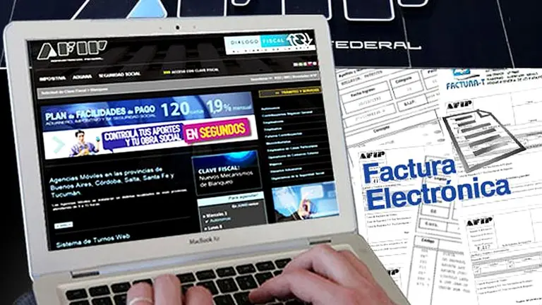 La AFIP ya comienza a exigir la factura electrónica para monotributistas