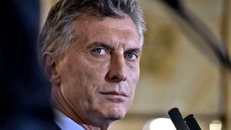 Para calmar al dólar, el Gobierno prepara un anuncio económico