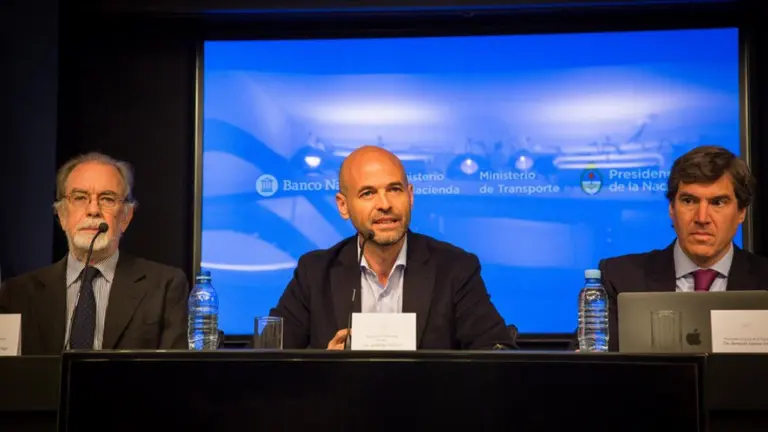 El Gobierno pide a empresas que desplacen a directivos que pagaron "coimas"