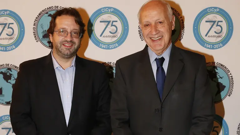 Marco Lavagna avala candidatura de su padre "si hay un acuerdo político serio"