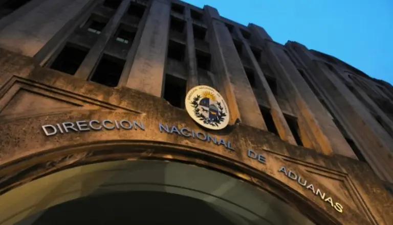 Uruguay pone restricciones para compras en Argentina