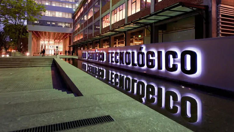 Investigadores, empresarios y gremialistas coinciden en rechazar la eliminación del Ministerio de Ciencia y Tecnología