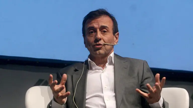 El poema budista que leyó Quintana para despedirse de sus colaboradores