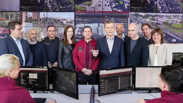 Preocupación por los saqueos: Macri se mostró con ministros de Seguridad