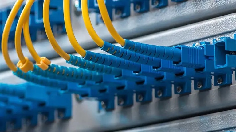 ¿Cuándo funcionará el cable de Facebook que duplicará la velocidad de Internet en la Argentina?