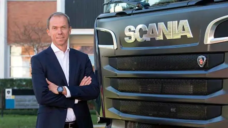 Scania renueva su confianza en la Argentina: pese a la crisis, apunta a potenciar el transporte urbano