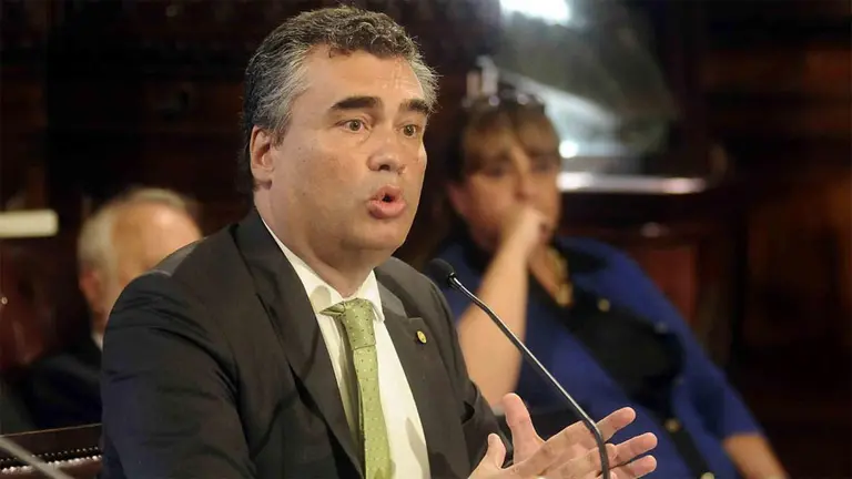 "La economía real está enferma, en coma"