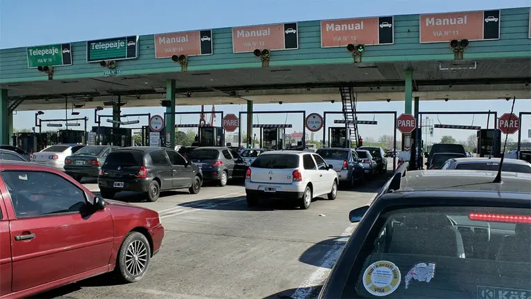 Habrá multas de hasta $11.000 para quienes pasen peajes sin pagar