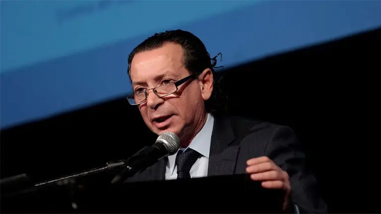 "En el sector industrial es donde estamos viendo la mayor caída de empleo", admitió Sica