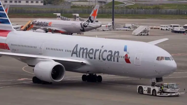American Airlines y United Airlines anuncian el despido de 32.000 trabajadores