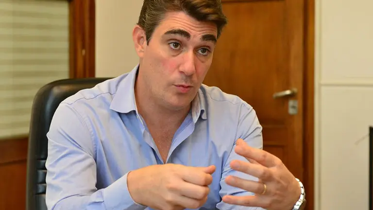 Luego de renunciar por una fuerte interna con Dujovne, Iguacel vuelve al Gobierno