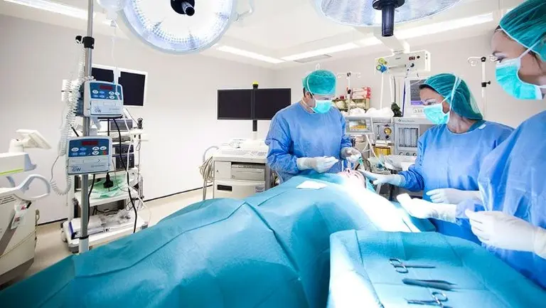 Ligadura de trompas y vasectomía: ¿qué condiciones establece la ley vigente en Argentina?