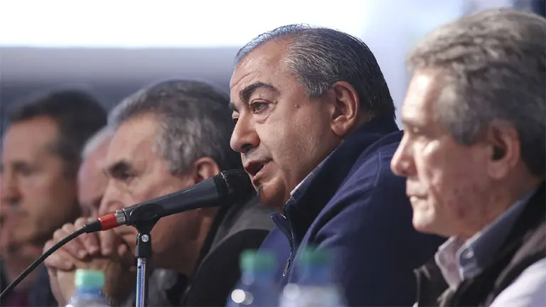 La CGT cierra acuerdo por obras sociales, blanqueo y Agencia Nacional de Salud