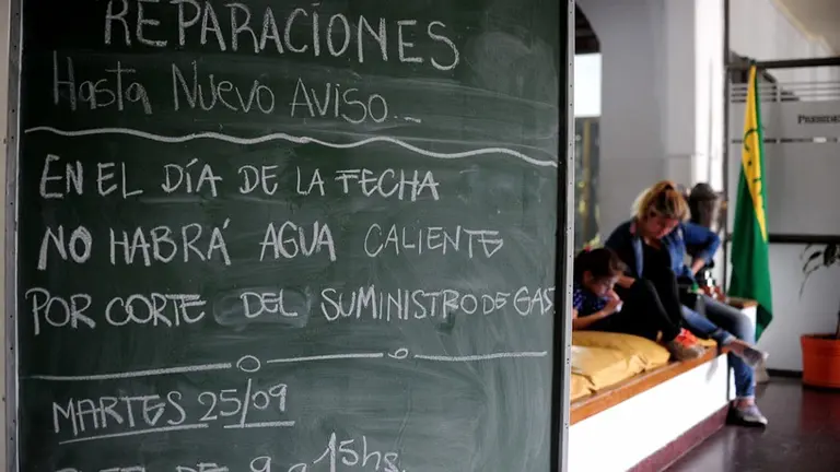 Otro club acorralado por la crisis: debe $100.000 y le cortaron el gas