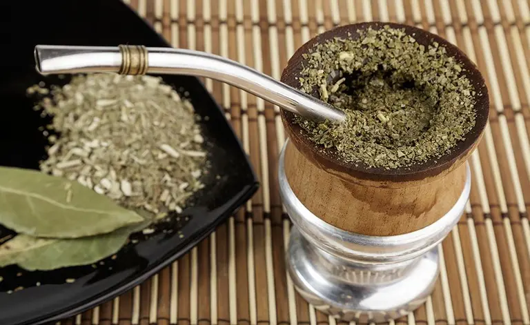 ¿Qué efectos tiene el mate sobre el peso de las personas?