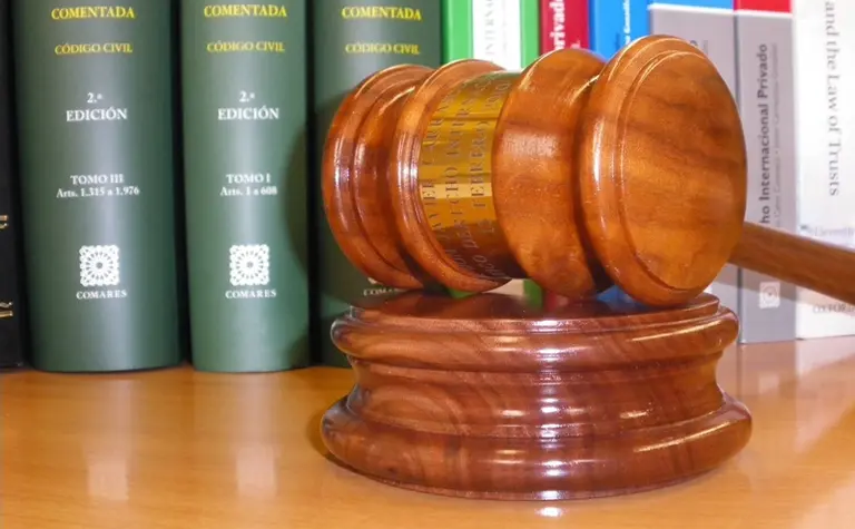 La Justicia procesa al presidente de Crónica TV y a la empresa dueña del canal