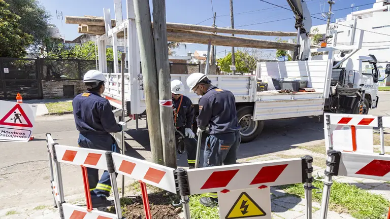 Problemas paritarios en Edenor, Edesur y Edelap: un sector de empleados va al paro por reclamo salarial