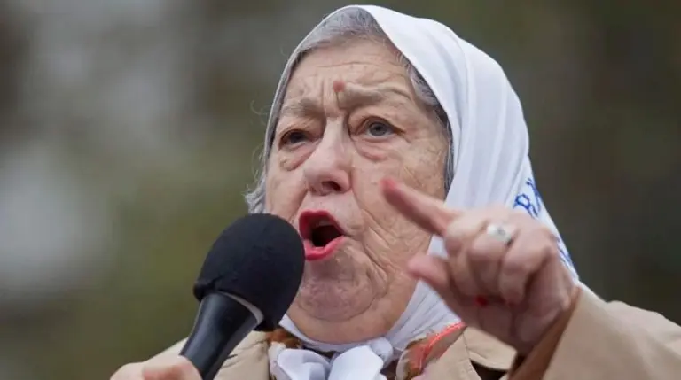 Durísima carta de Hebe de Bonafini al Presidente: "Me parece que nos vamos a pique"