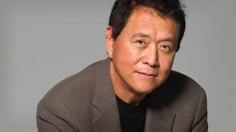 "El dólar está muerto, compren bitcoin", aconseja Robert Kiyosaki