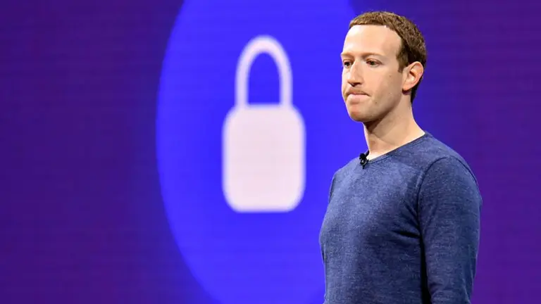 Excompañero de Mark Zuckerberg: "La mitad de las cuentas de Facebook son falsas"