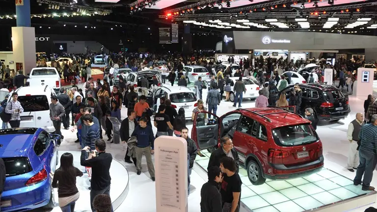 Por la crisis económica, se suspende el Salón del Automóvil de 2019