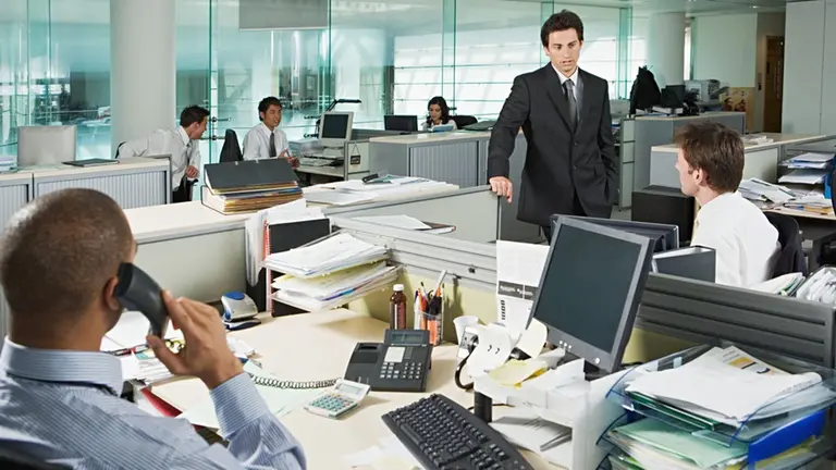 La demanda de oficinas en Buenos Aires se achicó 50% en dos años