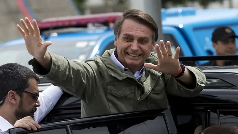 Brasil tiene nuevo presidente: Bolsonaro derrotó a Haddad con el 55% de los votos