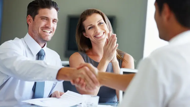 Quiénes pueden pedir el préstamo de 20 millones de pesos y cómo solicitarlo