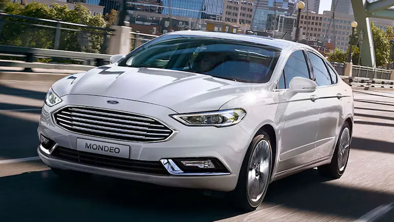 Automotrices llaman a revisión tres modelos: Ford Mondeo, Nissan Frontier y las pick ups RAM