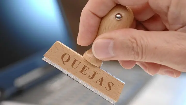 Cortes de luz o comida vencida: cómo funciona Defensa del Consumidor