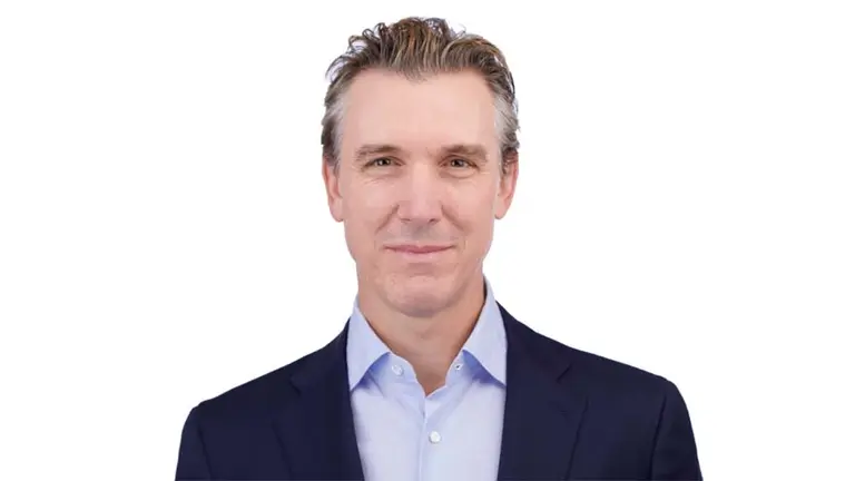 Airbnb contrató a un exAmazon para liderar su salida a la bolsa