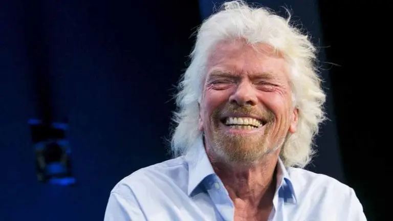El multimillonario Richard Branson pide dinero al Estado para salvar sus aerolíneas