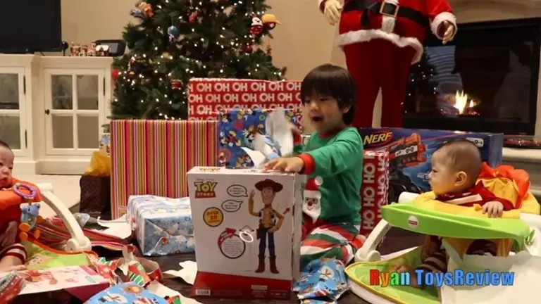 Esta es la historia de Ryan, un youtuber de sólo 8 años que ganó 22 millones de dólares