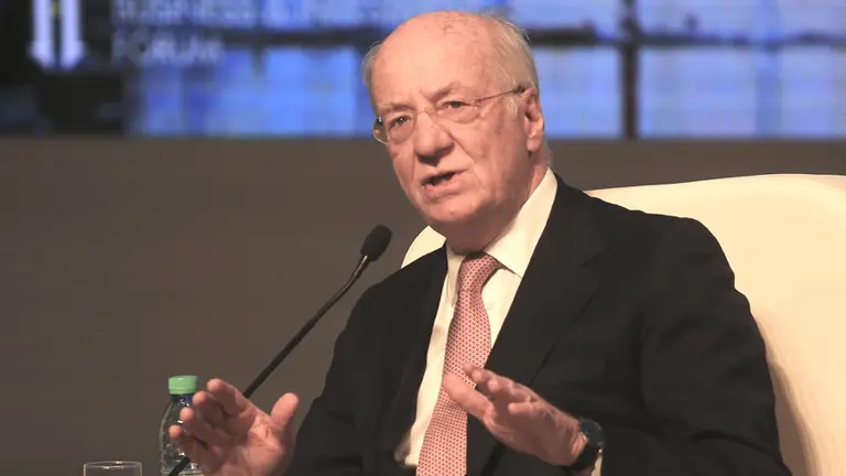 Primera aparición de Paolo Rocca después de su procesamiento: "Que no se deje atrasar el tipo de cambio"