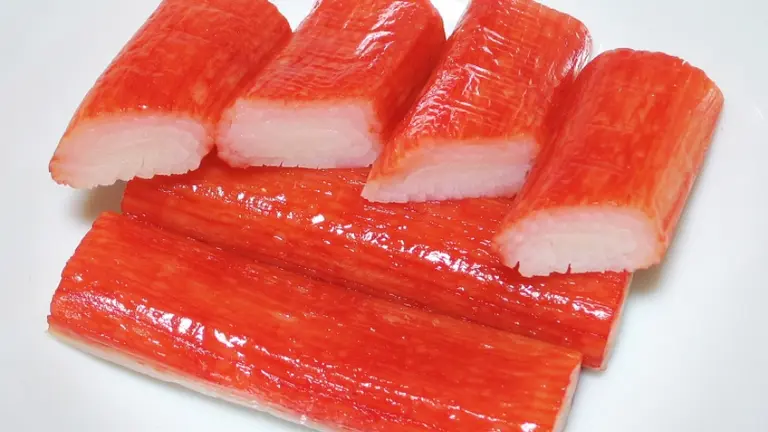Qué es en realidad la carne que se hace pasar por cangrejo en los palitos que comprás en el supermercado