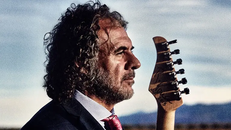 El secreto de elaborar vinos con artistas, según Marcelo Pelleriti