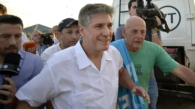 Informe de IDESA: "Lo máximo que puede cobrar un jubilado es $113 mil, pero Boudou percibirá entre $300 y $400 mil"