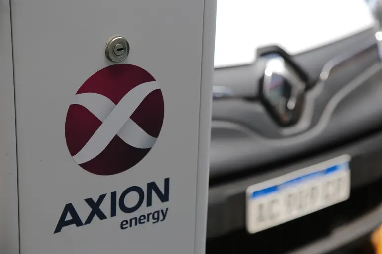 AXION energy comenzó a ofrecer energía para la carga de automóviles eléctricos
