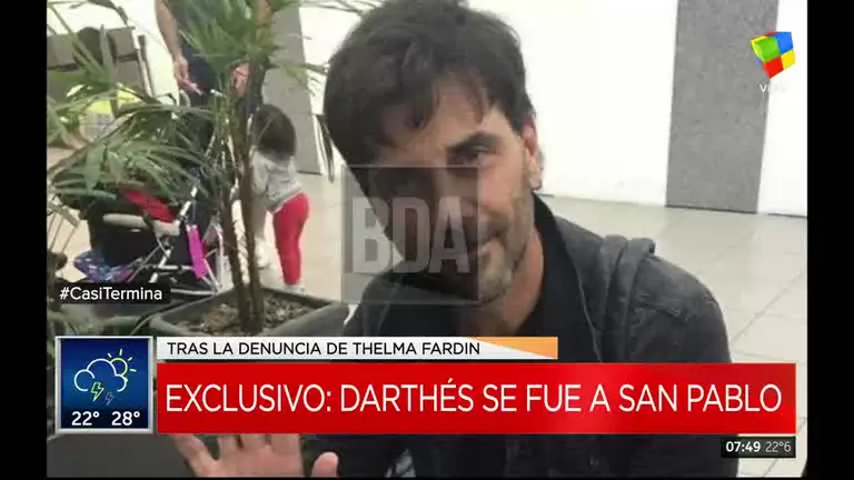Tras las denuncias de abuso sexual, Juan Darthés se fue del país