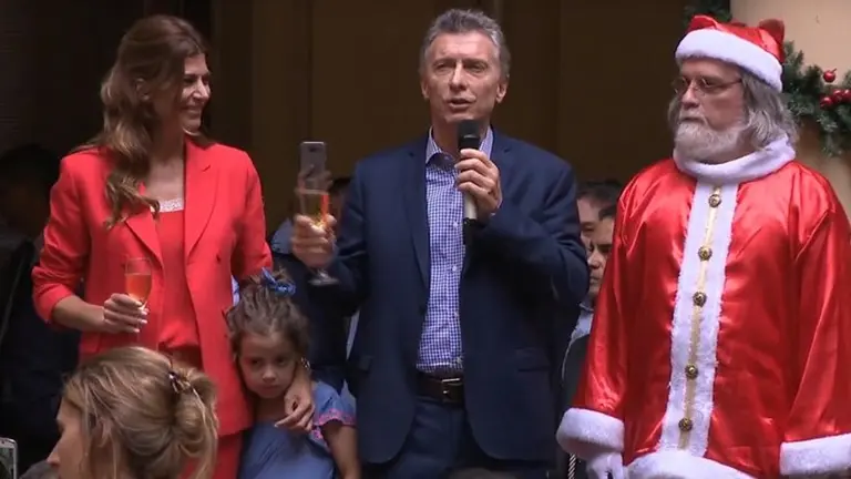 Macri en brindis de fin de año: "Las tormentas sucesivas que hemos tenido también nos han fortalecido"
