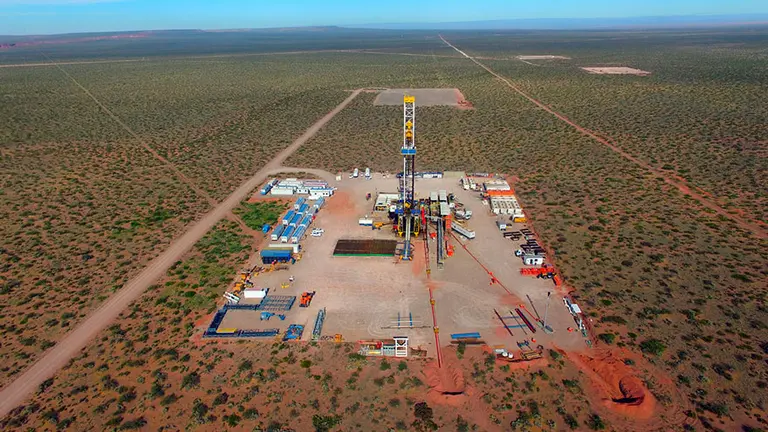 Shell anticipa para el año próximo el desarrollo masivo de tres áreas en Vaca Muerta