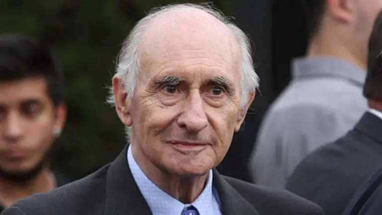 Internaron al ex presidente Fernando De la Rúa y se encuentra en grave estado