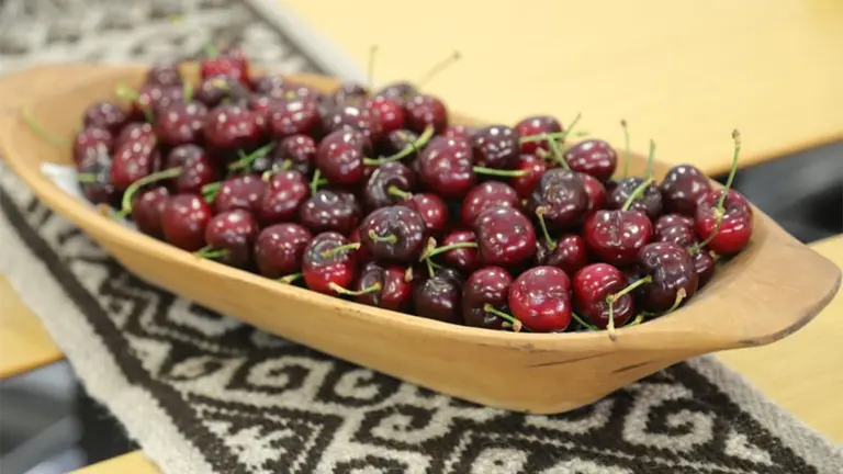 Llegaron a China los contenedores con cerezas argentinas