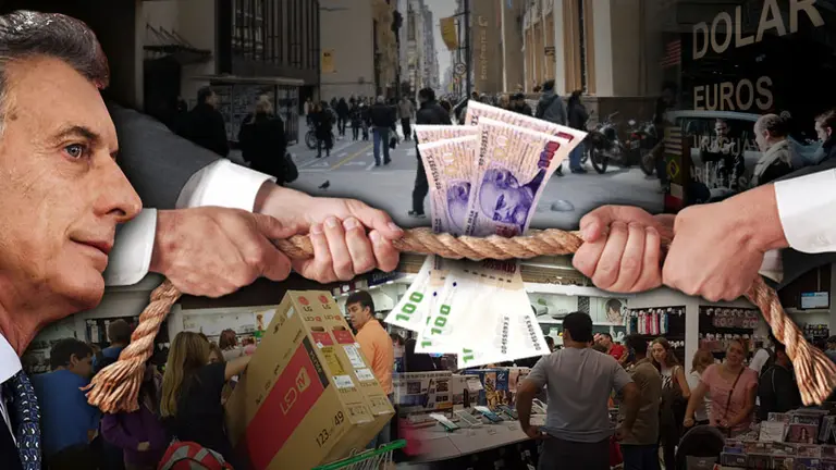 Apretón monetario para atar al dólar: la cantidad de pesos en poder de los argentinos se redujo 30% desde que arrancó la crisis