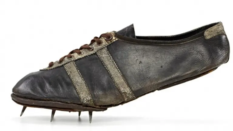 Las historia de las "tres tiras" de Adidas: las compraron por 1.600 euros y dos botellas de whisky