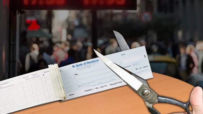 Cheques rechazados: expertos explican cuándo procede la denuncia penal